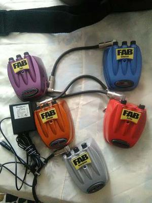5 Pedales Fab Danelectro Con Cargador Originales Y Cables.