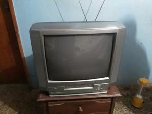 Televisor Aiwa De 21 Pulgadas Con Vhs Incorporado