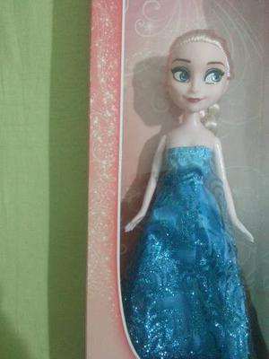Muñeca Frozen Elsa. Muneca. Juguete. Princesas De Disney