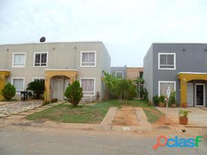 Venta de Townhouse Camino a la lagunita, Maracaibo, MLS 16