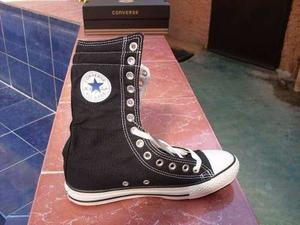 Botas Converse Negras Suela Blanca, Altura 30 Cms., Unisex