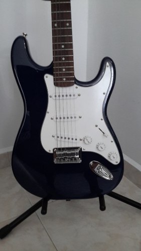 Guitarra Electrica Squier By Fender Como Nueva.