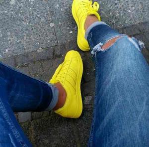 Remate Zapatos Adidas Superstar Pharrell De Colores