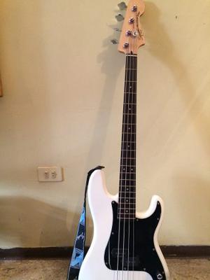 Squier By Fender, Precision Bass