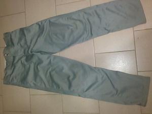 Pantalon De Softball Talla 32 Gris Usado En Buen Estado