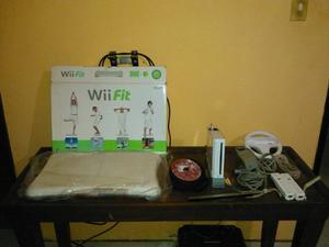 Consola De Nintendo Wii + Wii Balance Board, Acepto Cambio