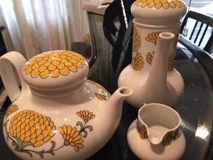 Teteras De Porcelana (3)con Flores Amarillas