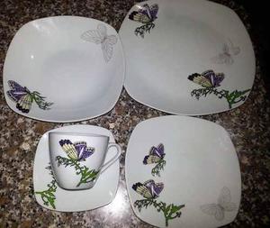 Vajilla De Porcelana Cuadrada Para 4 Personas. 20 Piezas