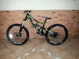 Bicicleta Spezialized Status I Downhill Poco Uso