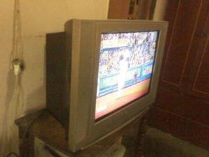 Se Vende Televisor Lg Flatrom.