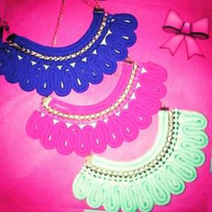 Collar Babero