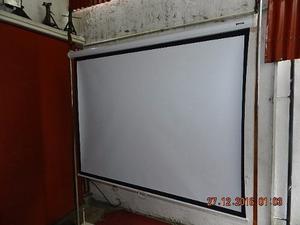 Vendo Pantalla Benq Para Video Beam De 1 Mt X 1 Mt