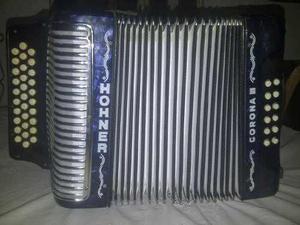 Acordeón Hohner Corona Iii. Tonalidad.. Si-mi-la...