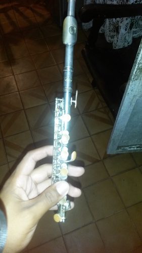 Vendo Flauta Piccolo Marca Villa En Buen Estado  Bs.f