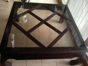 Mesa de madera cuadrada con vidrios para sala en Chacao,