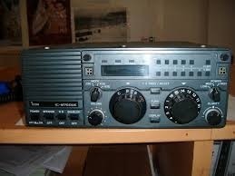 Radio Marino Icom M-700