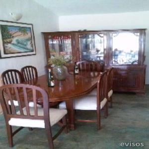 Vendo juego de comedor y ceibo de madera italiana en