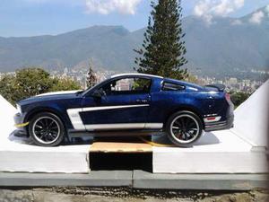 Mustang Boss Escala 1:24