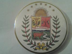 Chapa Con El Escudo Del Estado Barinas. Con Espejo. Vintage