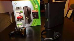 Xbox 360 Slim 250