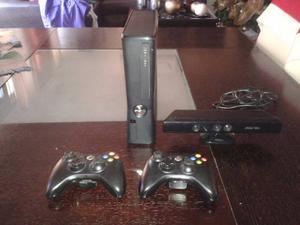 Xbox 360 Slim,con Kinect,2 Controles Inalambricos,chipeado