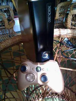 Xbox 360 Slim (negociable) En Perfecto Estado.