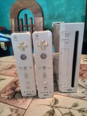 Nintendo Wii + 50 Juego+2 Controles + Nunchuk Chipiado