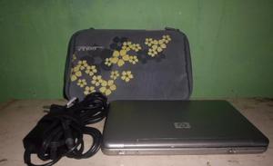 Mini Laptop Hp  + Cargador + Bolso Con Falla En La T.m.