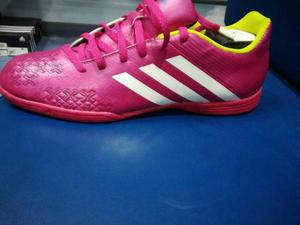 Adidas Originales Nuevos Talla 41. Futsala
