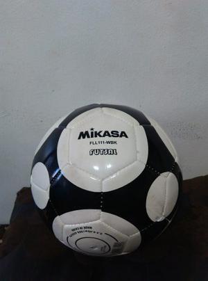 Balón De Futsal Marca Mikasa