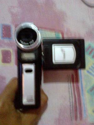 Video Camara Genius G-shot Dv611