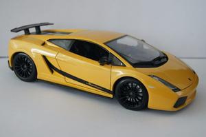 Lamborghini Gallardo Superleggera .amarillo Maisto 1/18
