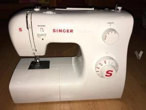 Maquina De Coser Singer Tradition 