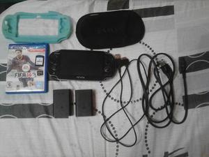 Ps Vita Con Fifa 14 Memoria 4gb,cargador Y Accesorios