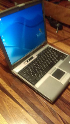 Laptop Dell Latitude D610