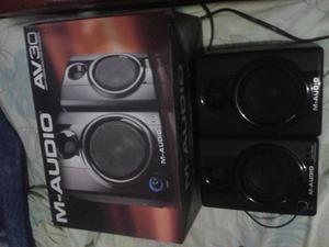 Monitor Speakers M-audio V30