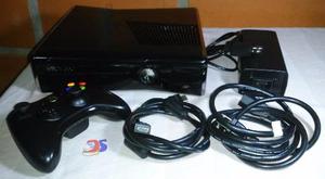 Xbox 360 En Buen Estado Poco Uso Con 1 Control Y Sus Cables