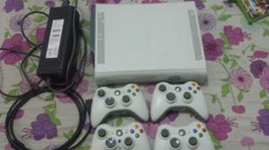 Xbox 360 Jasper + 4 Controles Originales Y Mas De 40 Juegos
