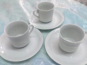 Juego De Tazas De 6 Piezas Blancas Mas Sus Platos