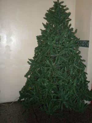 Árbol De Navidad Frondoso 2.10 Metros