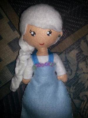Muñeca De Fieltro Elsa Frozen