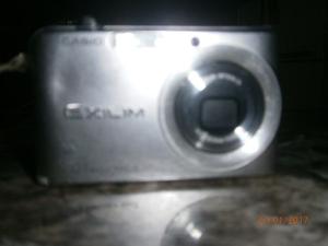 Camara Digital Casio Exilim De 10.1 Megapixels