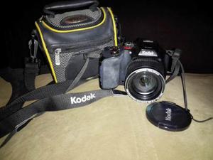 Camara Kodak Z990