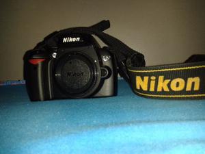 Cuerpo De Camara Nikon Profesional, 10.1 Mpixel.