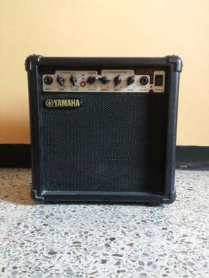 Amplificador De Guitarra Yamaha Ga-15