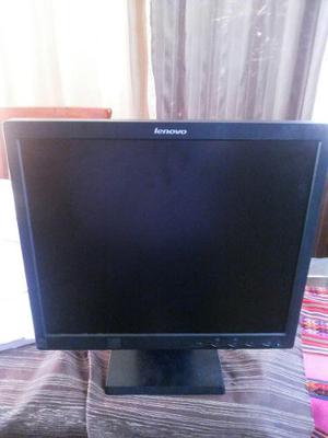 Monitor Lenovo 17