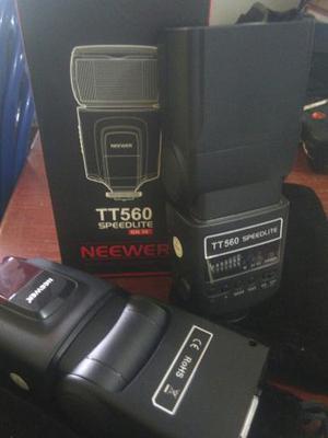 Flash Neewer Tt560