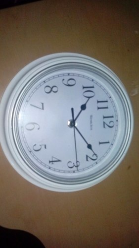 Reloj De Pared Blanco