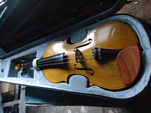 Violín Con Estuche De Lujo Negociable