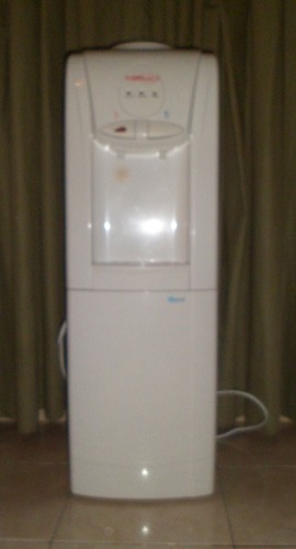 Enfriador De Agua Con Gabinete Refrigerador Marca Premium